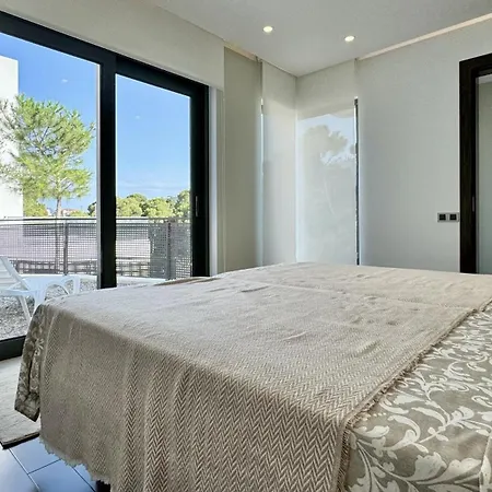 Welcs De Lujo 177 Emp Con Piscina Privada リャンサ